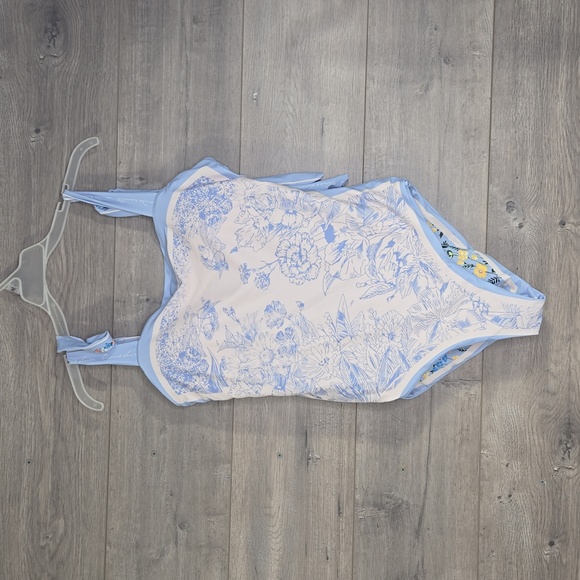 Women's Boho Floral Print Reversible One-Piece Swim Suit size Large NWOT - Picture 3 of 4